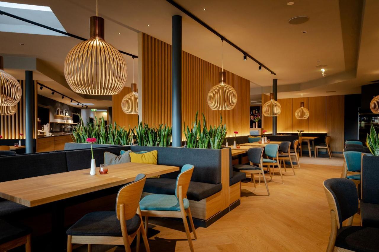 Educare Hotel