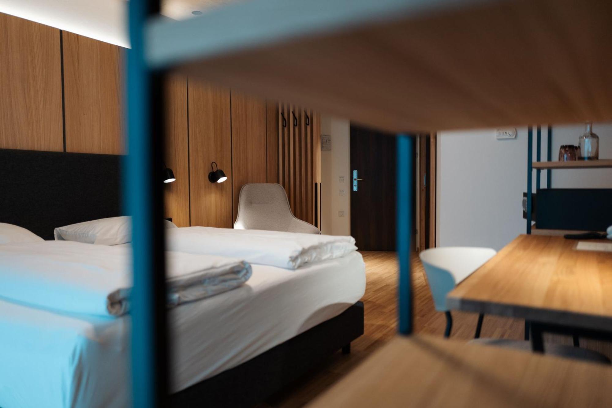 Hotel Educare Treffen